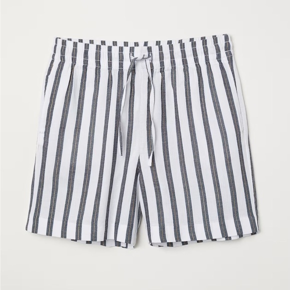 H&M Pants - H&M Women’s Striped White & Blue Cotton Shorts